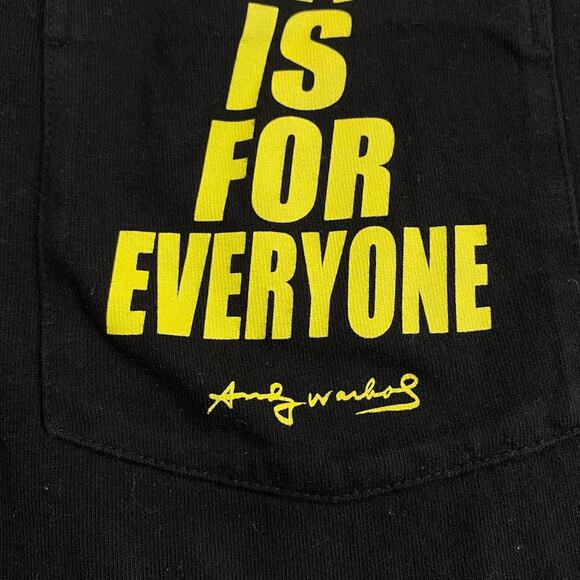 Andy Warhol x Uniqlo Men’s Art Is For Everyone Black Large Pocket T-Shirt - Picture 4 of 6